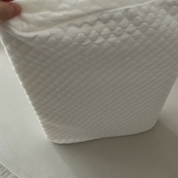 Küçük Ve Kusurlu Yastıklar, İade Talebime Cevap Yok!