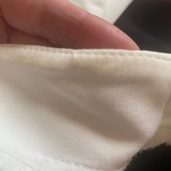 Sipariş Edilen Elbisenin Kullanılmış Ve Lekeli Gelmesi