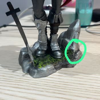 Hasarlı Ve Farklı Kutuda Gelen Kargo, Eksik Bilgilendirme Ve Gecikme