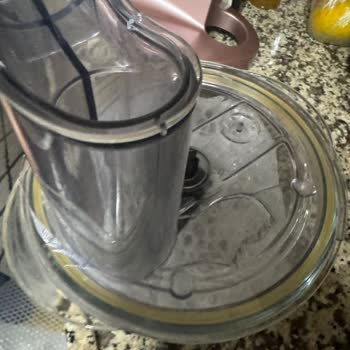 Karaca Mutfak Robotum 2 Aydır Tamirde Kırık Parçalar Değişmiyor Mağduriyetim Sürüyor