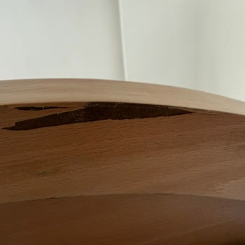 6 Aydır Teslim Edilmeyen Hasarlı Masa Ve Sürekli Oyalama