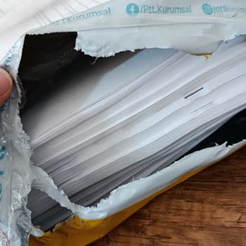 Açık Paketle Teslimat Ve İletişimsizlik Sorunu