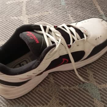 Nike 10 Günde Yırtılan Ayakkabıya Değişim Yapılmadı, Mağaza Çözüm Sunmuyor