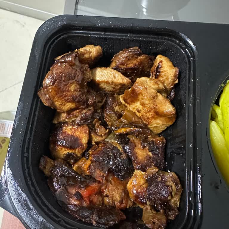 Tavuk Dünyası Aynı Şubeden Defalarca Yanık Tavuk Gönderilmesi Hayal Kırıklığı Yaşatıyor