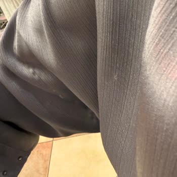 Ziofficial Elbisedeki Taşlar Kumaşı Deforme Etti, Mağduriyetim Giderilmedi