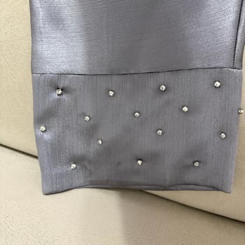 Ziofficial Elbisedeki Taşlar Kumaşı Deforme Etti, Mağduriyetim Giderilmedi