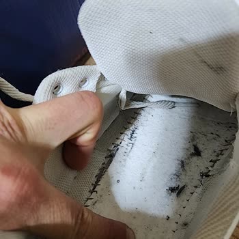 Kısa Sürede Açılan Ayakkabı Ve Yanıtsız Kalan İade Talebim