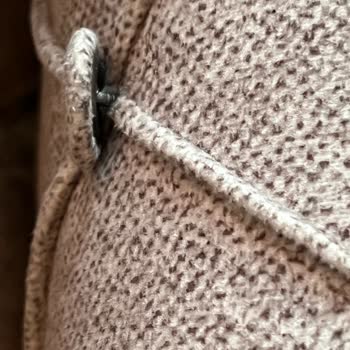 Kelebek Mobilya Yeni Alınan Koltukta Elektriklenme Sorunu Mağduriyet Yaratıyor