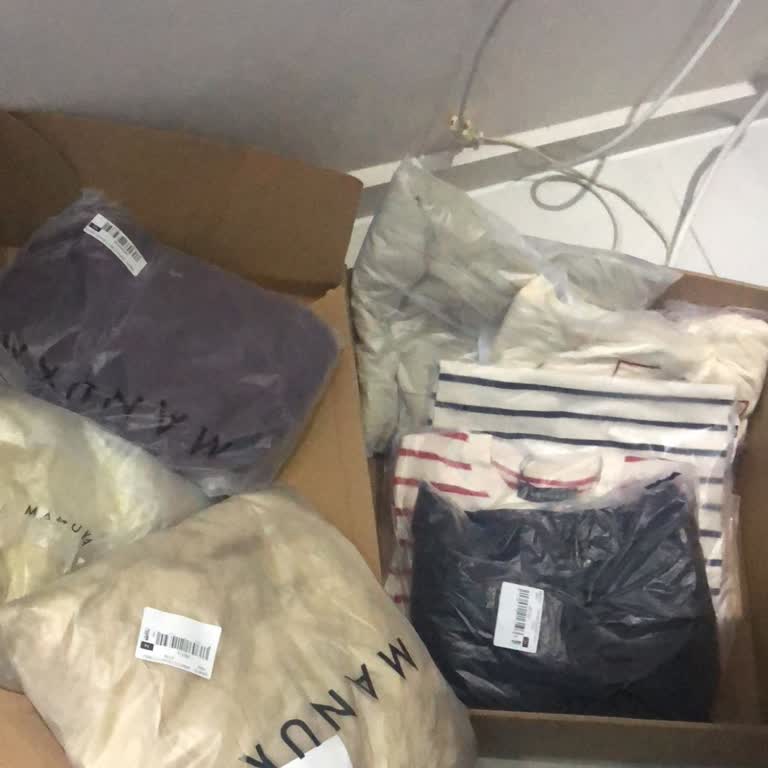 Eksik Ve Defolu Ürünler Teslim Edildi Müşteri Hizmetleri İlgisiz Kaldı