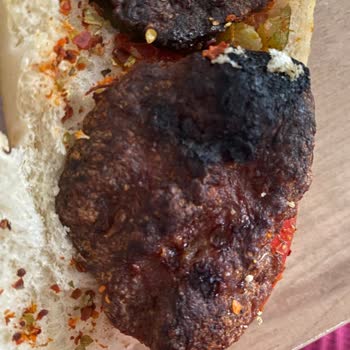 Köfteci Yusuf Yanık Ve Hijyensiz Köfte Siparişi, İptal Edilen Talepler Ve Yetersiz Müşteri Hizmeti