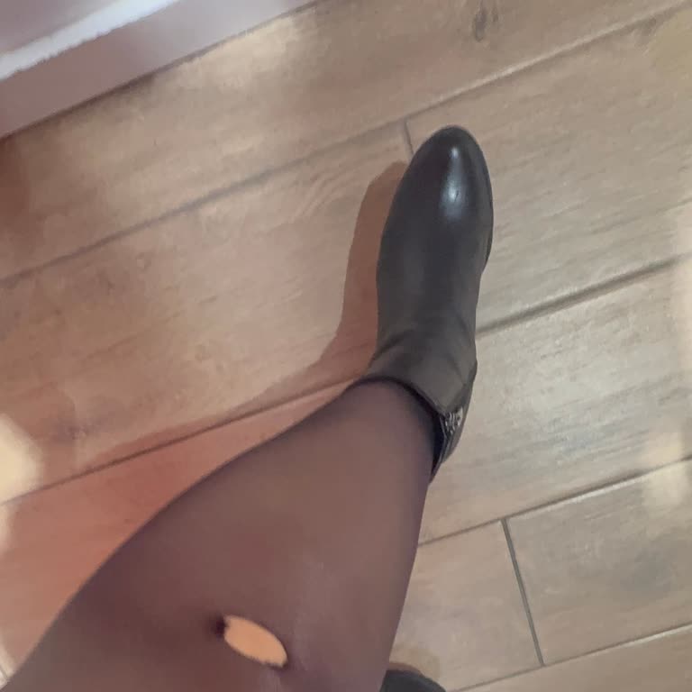 Kısa Sürede Kaçan Çorap Ve Yetersiz Mağaza Desteği