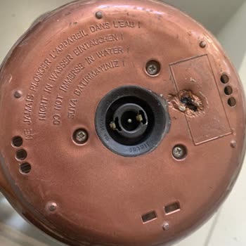 Çay Makinesi Altı Delindi, Yangın Tehlikesi Ve Uzun Servis Süresi Mağduriyeti