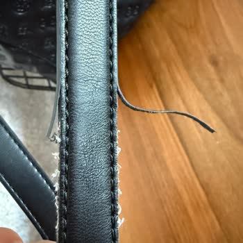 Aldığım Çantanın Dikişleri Kısa Sürede Söküldü Değişim Talebim Karşılanmadı