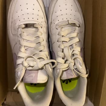 Nike Kısa Sürede Hasar Gören Ayakkabıya Garanti Reddi Ve Fatura Sorunu Mağduriyeti