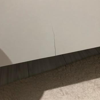 Pierre Cardin Bebek Mobilyaları Bir Buçuk Yıl İçinde Önce Gardırobun Ayakları Kırıldı