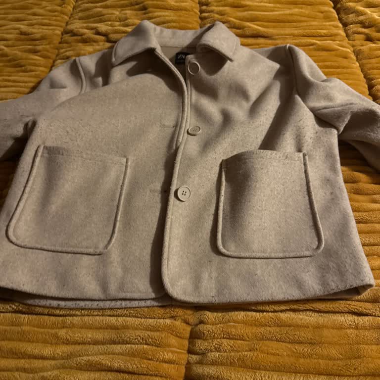 Zara Ceketim Hızla Tüylenip Kullanılamaz Hale Geldi, Mağaza Yardımcı Olmadı