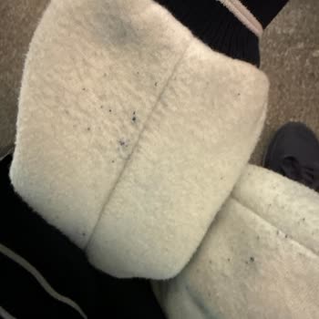 İlk Yıkamada Montun Koluna Renk Bulaştı İade Talebim Reddedildi