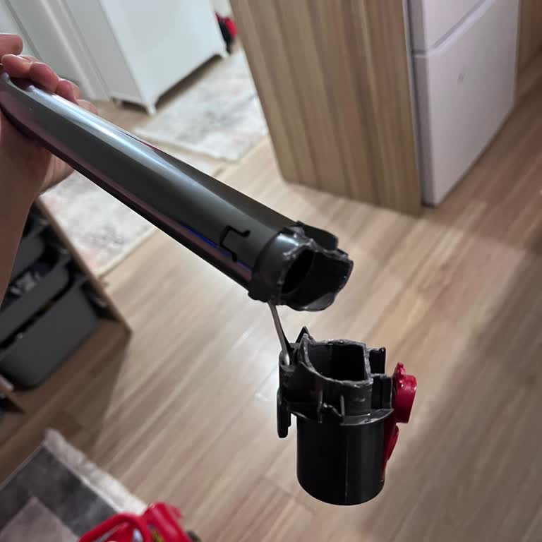 Dyson Yetkili Servisten Garanti Kapsamında Geçici Ve Yetersiz Onarım Mağduriyeti