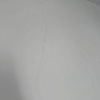 Sıfır Dairede Ciddi Yapısal Sorunlar Ve Bakırcı Yapı'nın Sorumluluk Almaması
