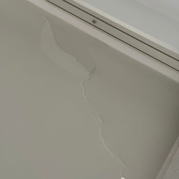 Sıfır Dairede Ciddi Yapısal Sorunlar Ve Bakırcı Yapı'nın Sorumluluk Almaması