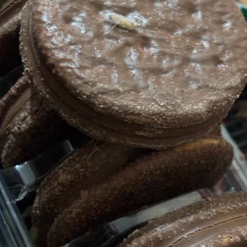 Paketli Halley'den Bayat Ve Kurtlu Ürün Şoku