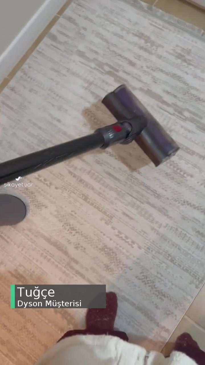 Dyson Şarjlı Süpürge Pişmanlığı videonun kapak resmi