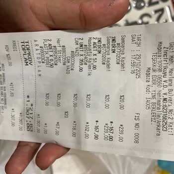 Cam Ürünler Korumasız Verildi, Kırılan Eşyalar İçin Çözüm Sunulmadı