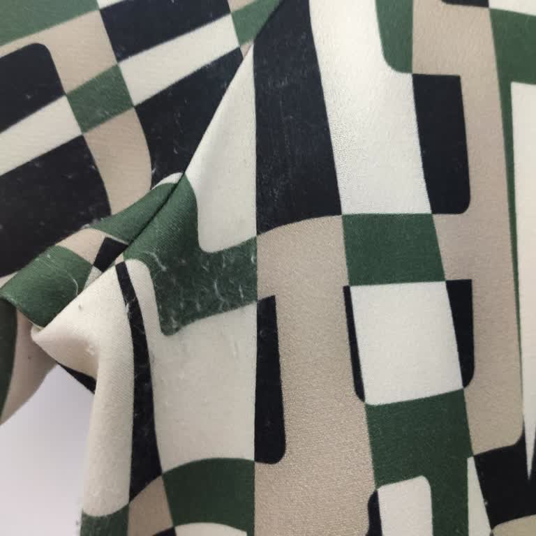 Kısa Sürede Tüylenen Tunik İçin Çözüm Bekliyorum