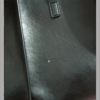 Kısa Sürede Deforme Olan Çanta İçin Yetersiz Çözüm Ve Maddi Zarar