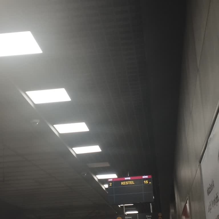 Gece Saatlerinde Odunluk Metroda Uzun Tren Bekleme Süresi Mağduriyeti