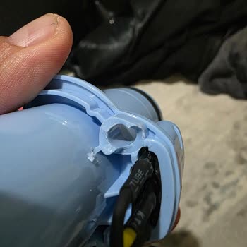 Az Kullanılan Philips Dikey Süpürge Aparatı Kırıldı: Ücretsiz Parça ve Destek Talebi