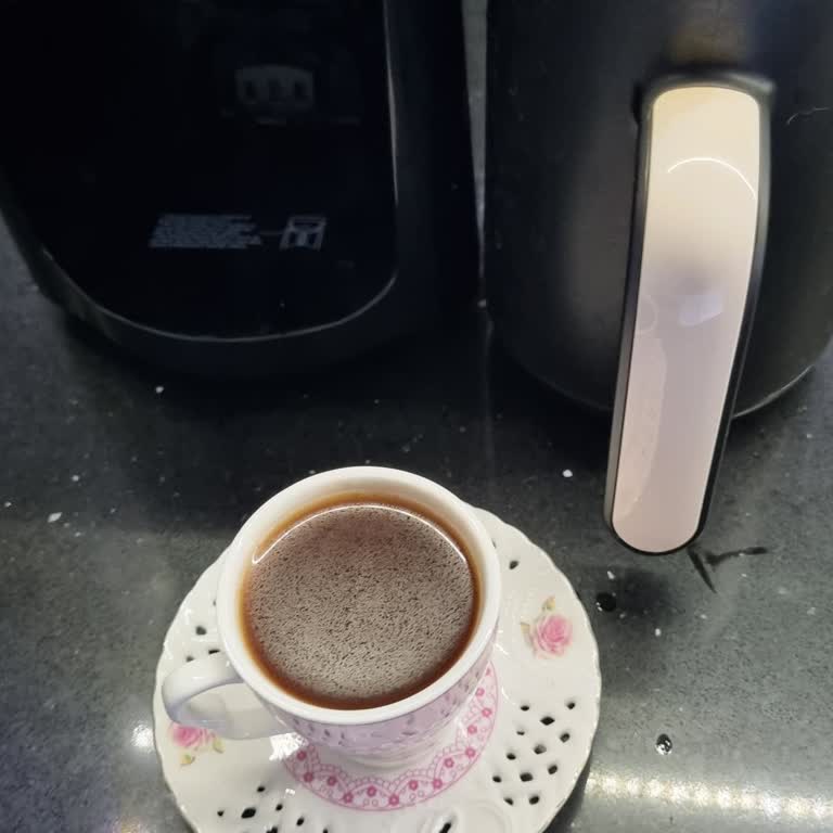 Kahve Makinesi Köpük Yapmıyor Ve Erken Uyarı Veriyor, Ücret İadesi Talebim Var