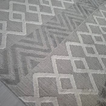 Yeni Alınan Karmen Halı'nın Hızla Keçeleşmesi Ve Çözüm Bulunamaması Hayal Kırıklığı