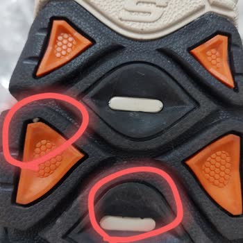 Kullanılmış Ve Hasarlı Ürün Şoku: Boyner'den Paramparça Kutuda Sandalet Geldi