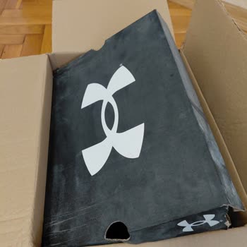 Kullanılmış Ve Kirli Ayakkabı Gönderildi, Müşteri Hizmetlerine Ulaşamıyorum