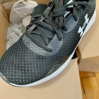 Kullanılmış Ve Kirli Ayakkabı Gönderildi, Müşteri Hizmetlerine Ulaşamıyorum