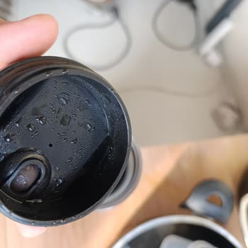 Karaca Termosun Kapağı Güvenli Değil: Elimi Yaktı, Mekanizması Sorunlu