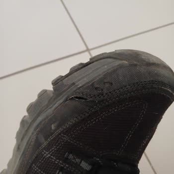 Skechers Ayakkabıda Erken Açılma Ve Kötü İşçilik Hayal Kırıklığı Yarattı