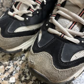 Skechers Complaint 2025 – D’Lites Model Falling Apart Too Soon