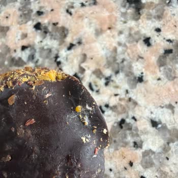 Küflü Kestane Şekeri Ve Eksik Bilgilendirme Nedeniyle Sağlık Endişesi