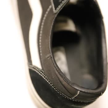 Pointspor 3 Ayda Deforme Olan Vans Sneaker İçin İade veya Değişim Talebim Karşılanmadı