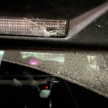 Opel Corsa 2024 Model Araçta Stop Lambası Çatlağı Garanti Kapsamında Değerlendirilmedi