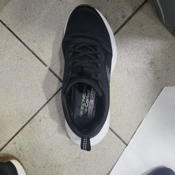 Skechers Go Walk Complaint: Shoes Damaged Quickly