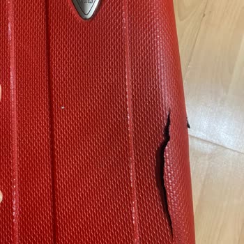 Pegasus Uçuşunda Valizim Hasar Gördü, Ücret İadem Yapılmadı