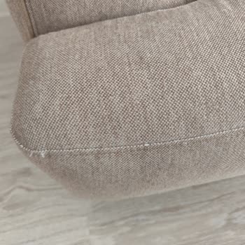 Kelebek Mobilya Koltukta Dikiş Atması Ve İletişim Eksikliği Mağduriyeti