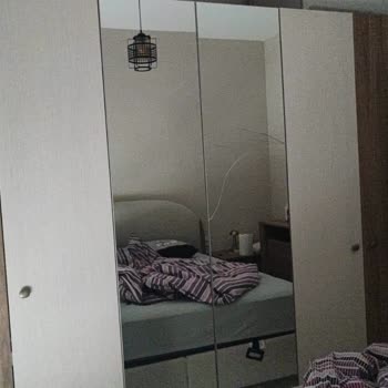 Kırık Dolap Kapağı 1,5 Aydır Teslim Edilmiyor, Mağduriyetim Giderilmiyor