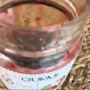 Çekirdek Dolu Vişne Reçeli Kavanozu Pol's Gurme
