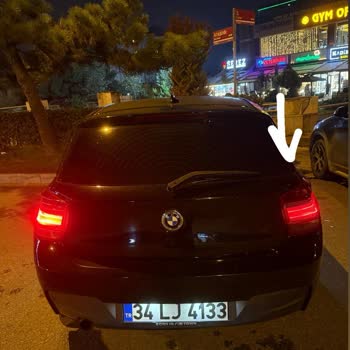 BMW 1 Serisi Kronik Ön Cam Plastiği Ve Stop Lambası Sorunu İçin Ücretsiz Değişim Talebi