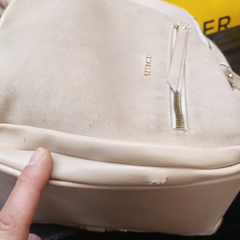 Greyder Hediye Alınan Çantada Kısa Sürede Oluşan Hasar Ve Yetersiz Çözüm Süreci Mağduriyeti