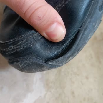 Nike Ayakkabımın Tabanı Açıldı, Garanti Talebim Reddedildi